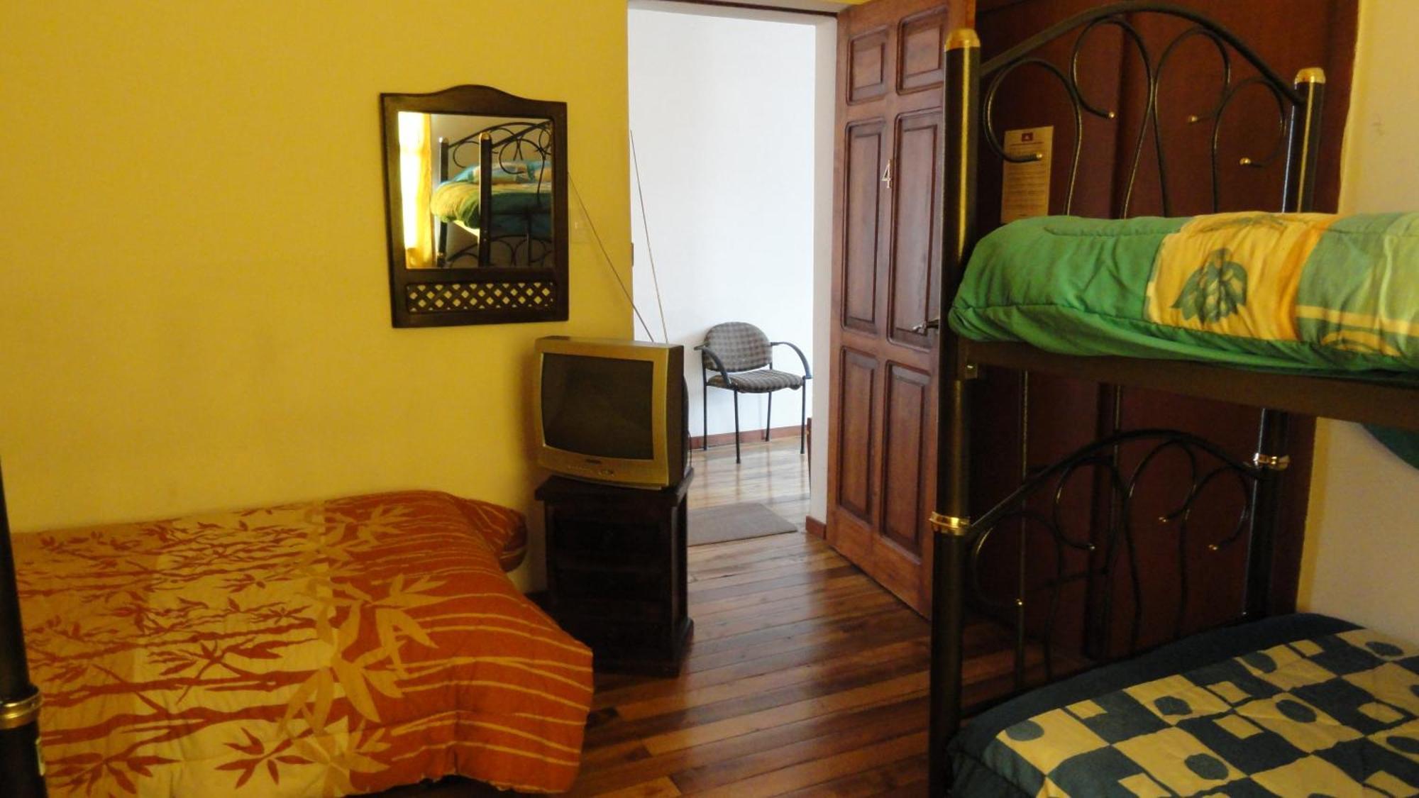 Hostal Del Piamonte Quito Exterior photo